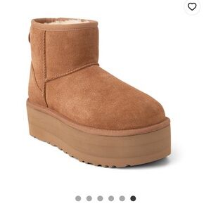 UGG CLASSIC MINI PLATFORM BOOTS